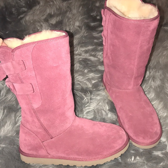 Burgundy UGG Size 8 Women - Picture 3 of 4